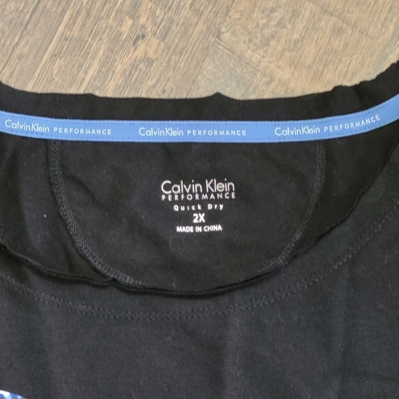 Calvin Klein Performance Quick Dry Spell out Black raw edge tank Women's Plus - Picture 7 of 7